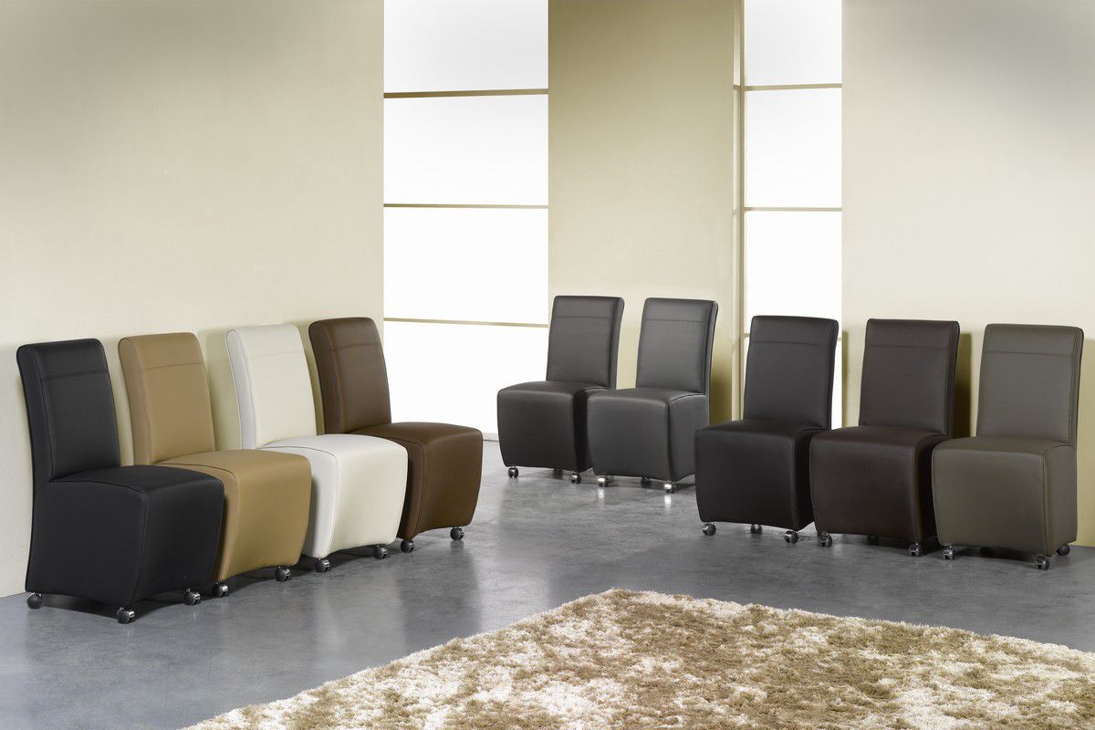 Image of Vitrinekast Pascal. Pascal vitrinekast is een prachtige vitrine...