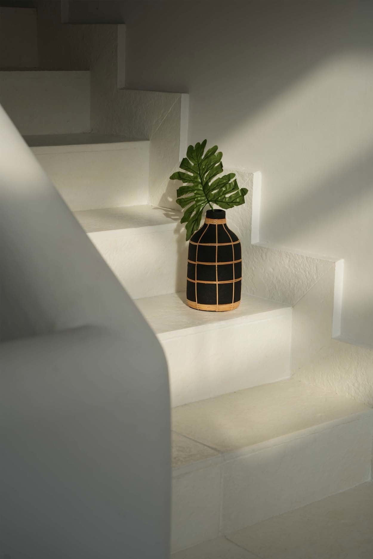 BB - Vaas Whoopy - Zwart Natuurlook - L