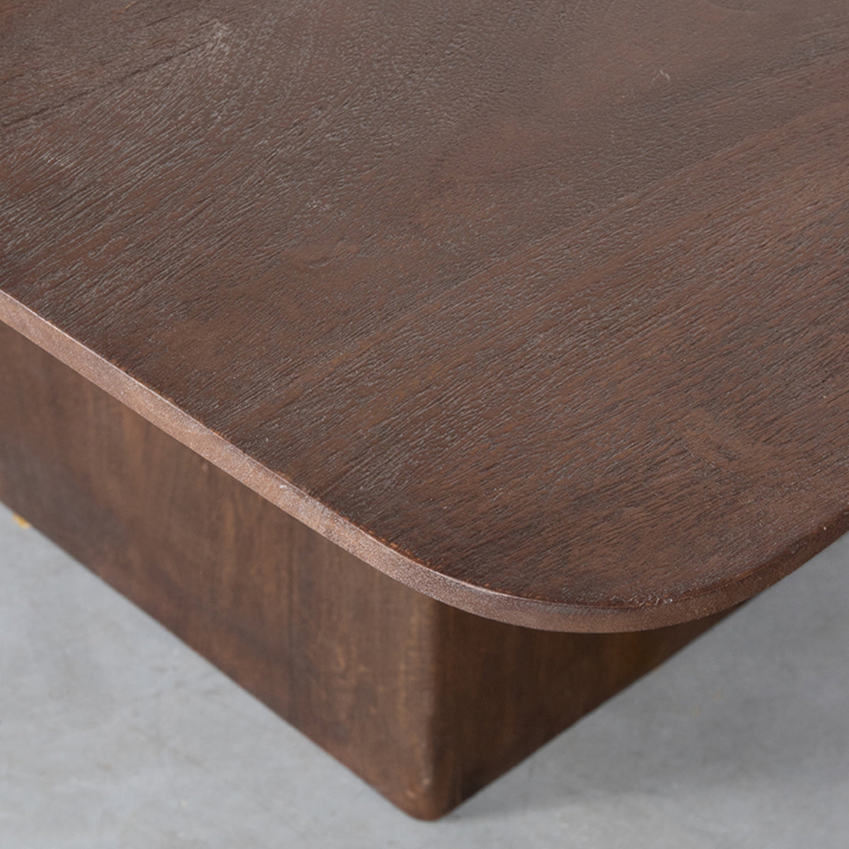 Label51 - Table à manger Ingo - Bois de manguier - Espresso - 130 x 130 x 76 cm