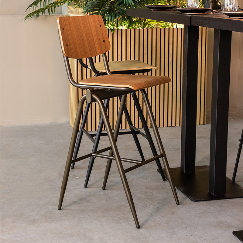 Label51 - Barkruk Solid - Hout - Walnoot - 49 x 58 x 109 cm