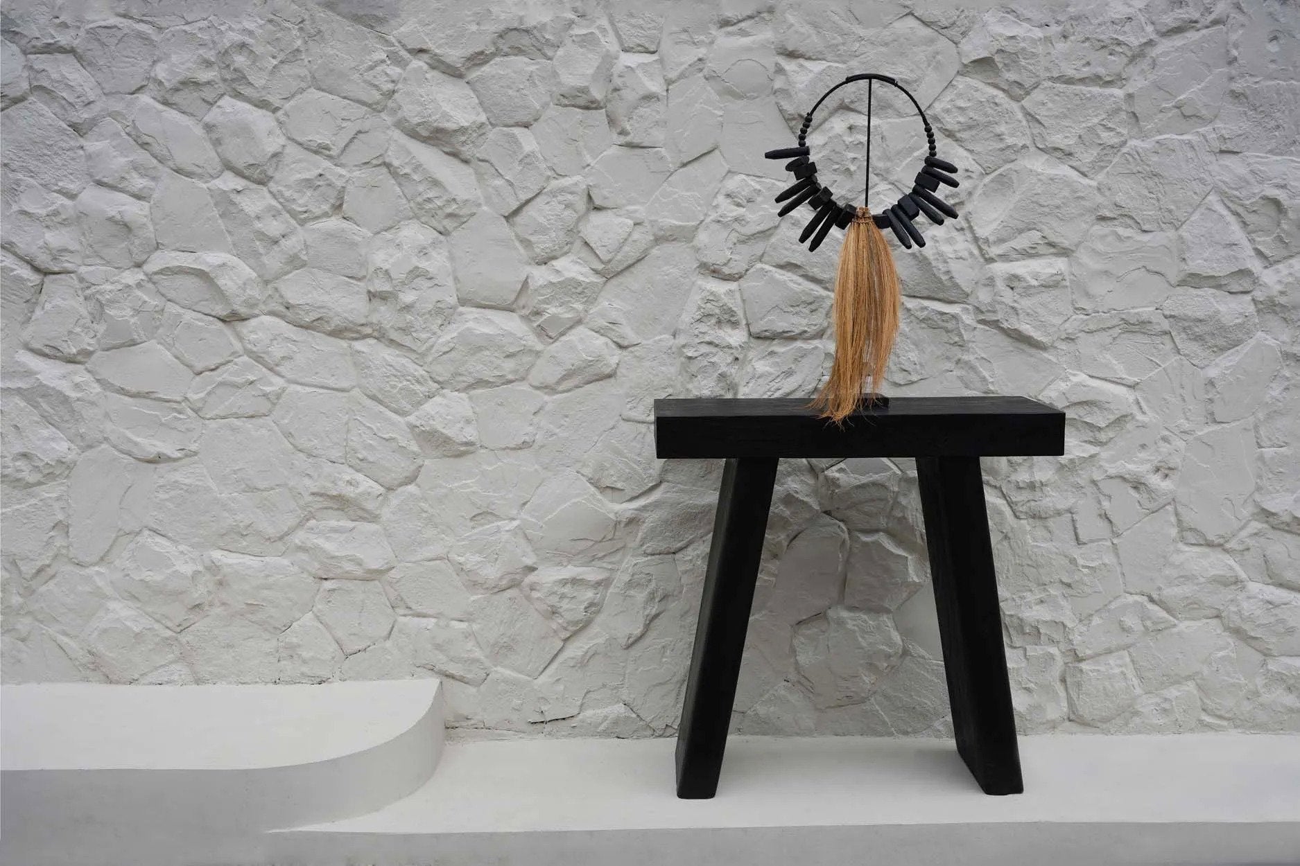 BB - Beeld - Het Rayung-hout op standaard