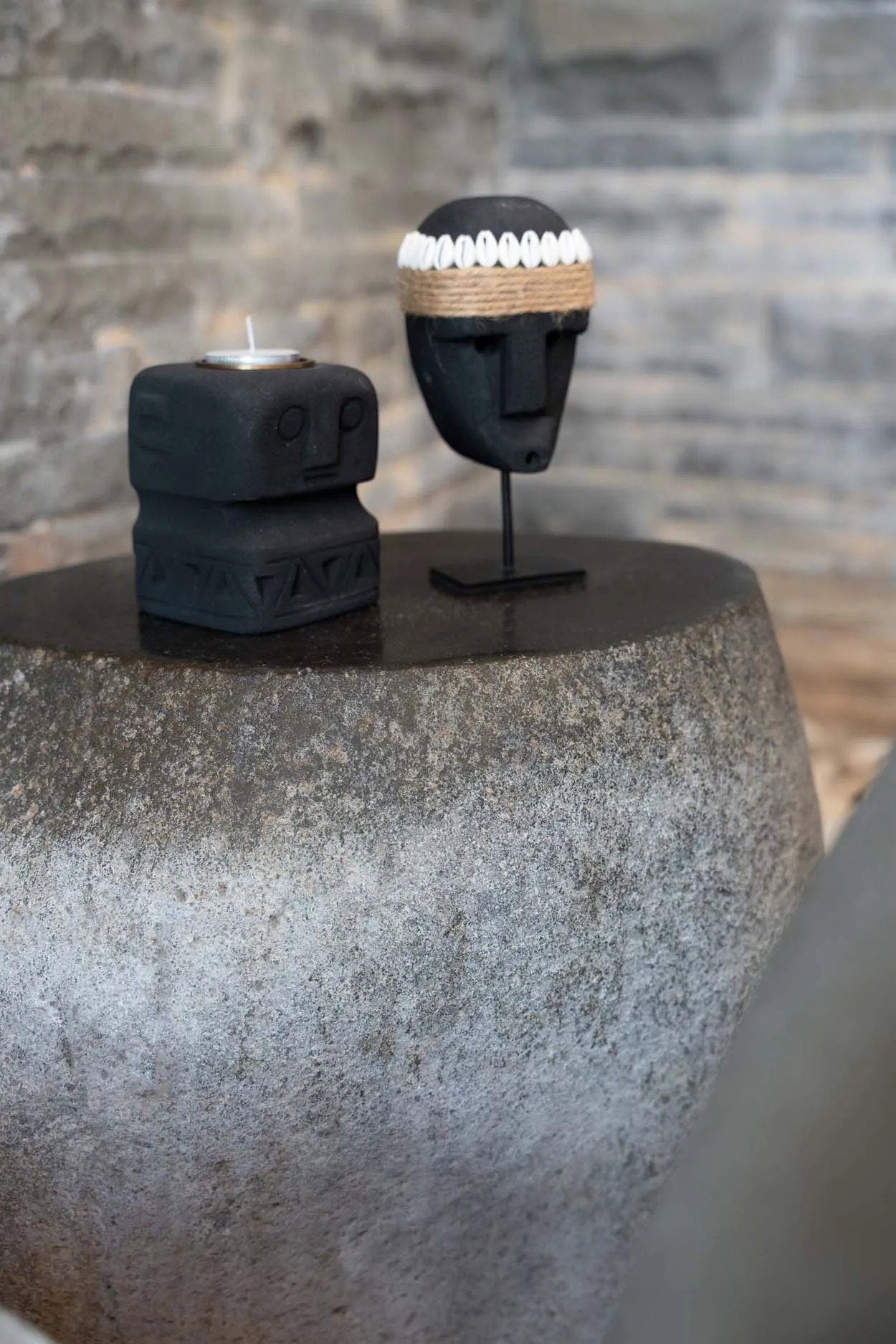 BB - Beeld Sumba Stone #26 kaarsenhouder