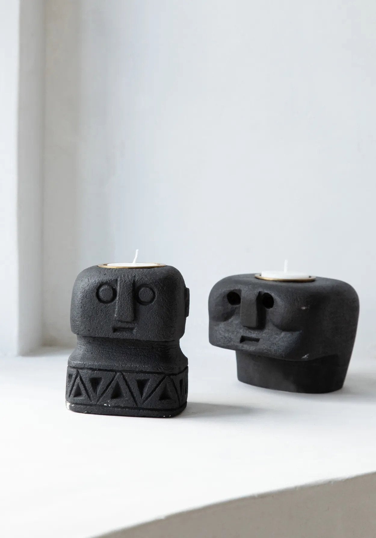 BB - Beeld Sumba Stone #26 kaarsenhouder
