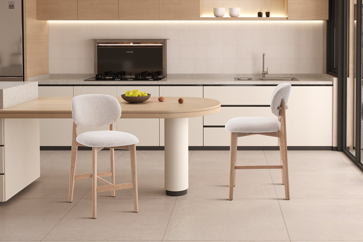 Rousseau - Counterstoel Carmen - Naturel Eik - Stof Beige - 94.5 x 47 x 56.5 cm