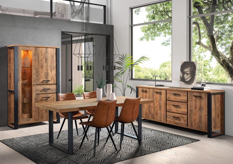 Image of GBO - Eetkamer Onno - 3-delige set - Tropix Eik/Zwart. >Maak kennis met de industri��le eetkamer, compleet...