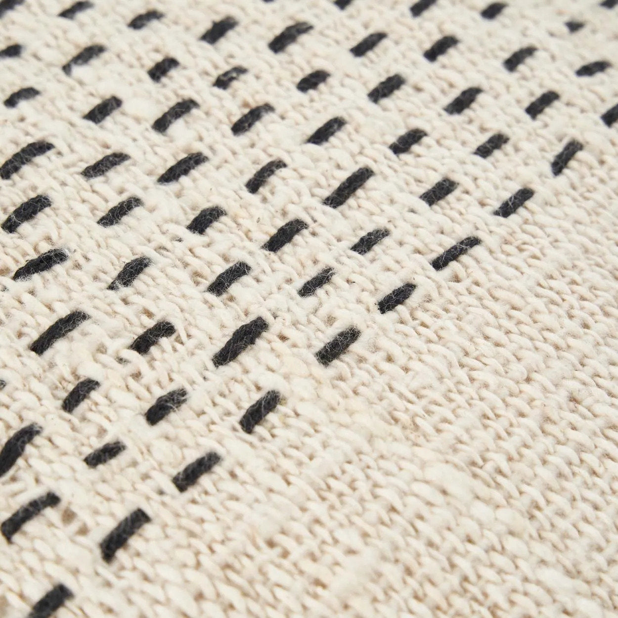 BB - Kussenhoes Misty - Natuurlook Zwart