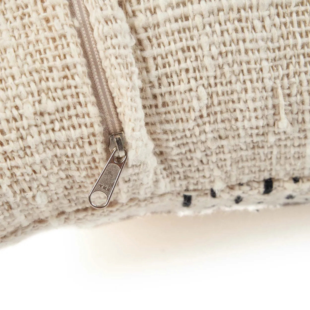 BB - Kussenhoes Misty - Natuurlook Zwart