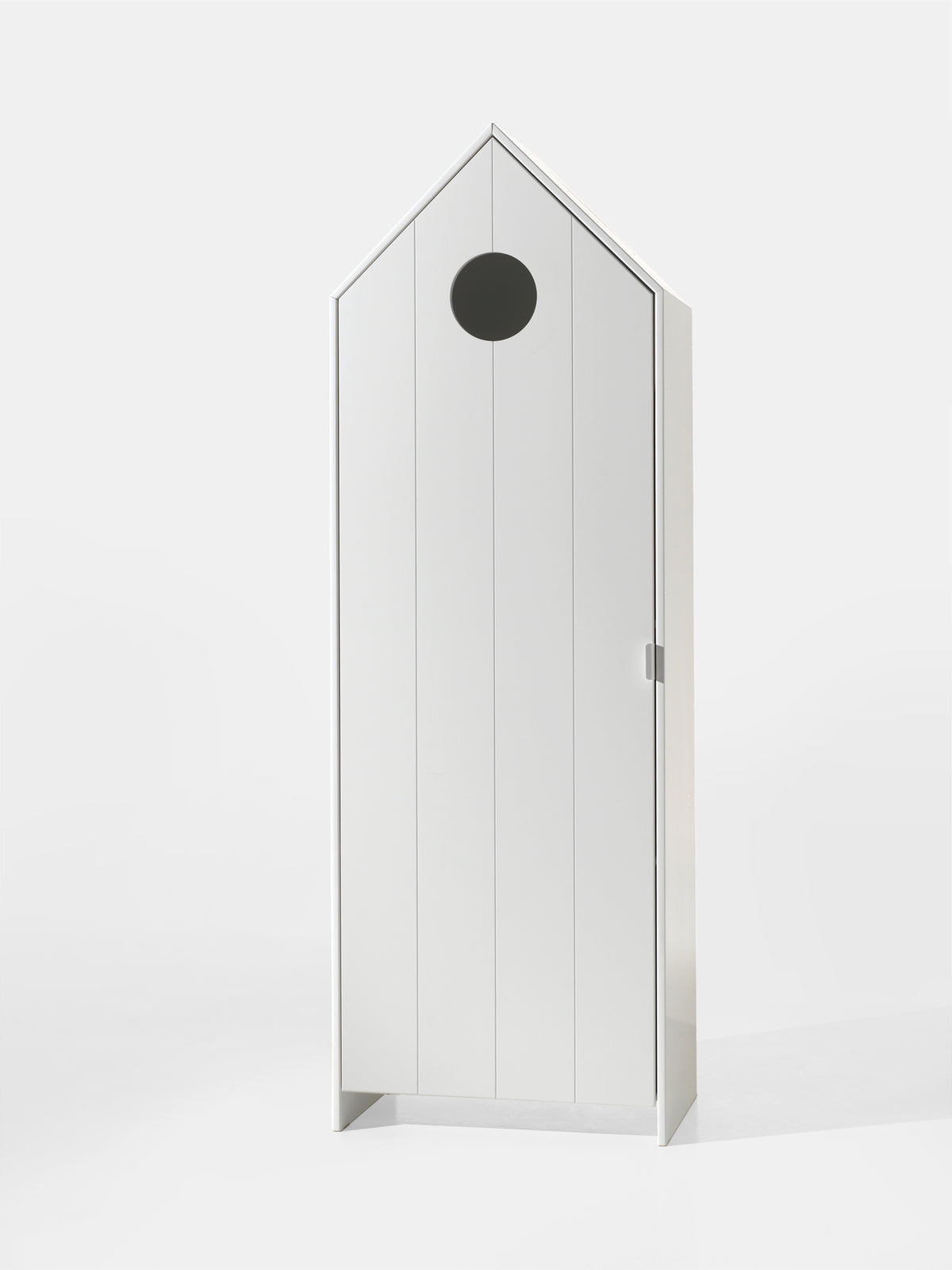 Deze CASAMI combinatie bestaat uit 2 kasten: 1 kastje met witte deur en 1 open kast.