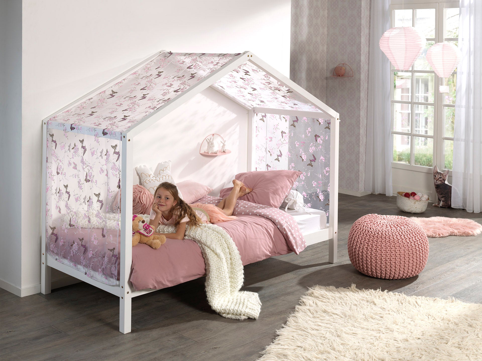 Wit DALLAS-bed (90x200) en bijbehorende textielset.