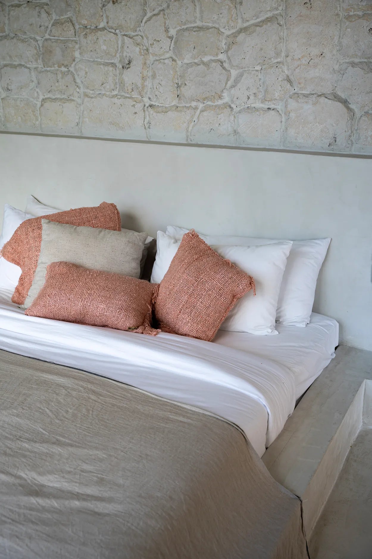 BB - Kussenhoes Oh My Gee - Zalmroze - 30x50