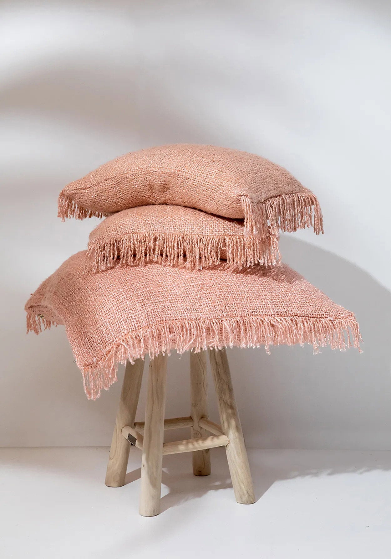 BB - Kussenhoes Oh My Gee - Zalmroze - 60x60