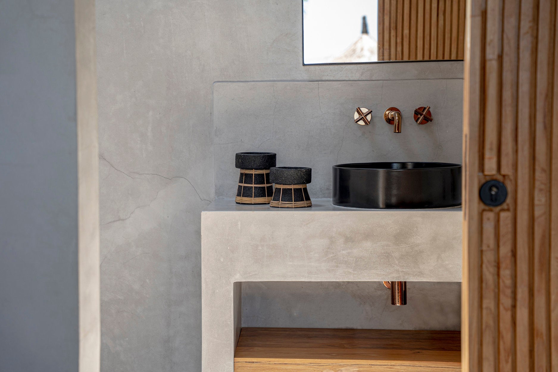 BB - Kaarsenhouder The Serene - Zwart Natuurlook - M