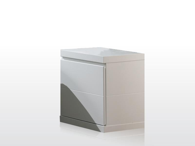 Deze LARA combinatie in wit bestaat uit een bed (90x200) met bijhorend nachtkastje en 2-deurs kleerkast.