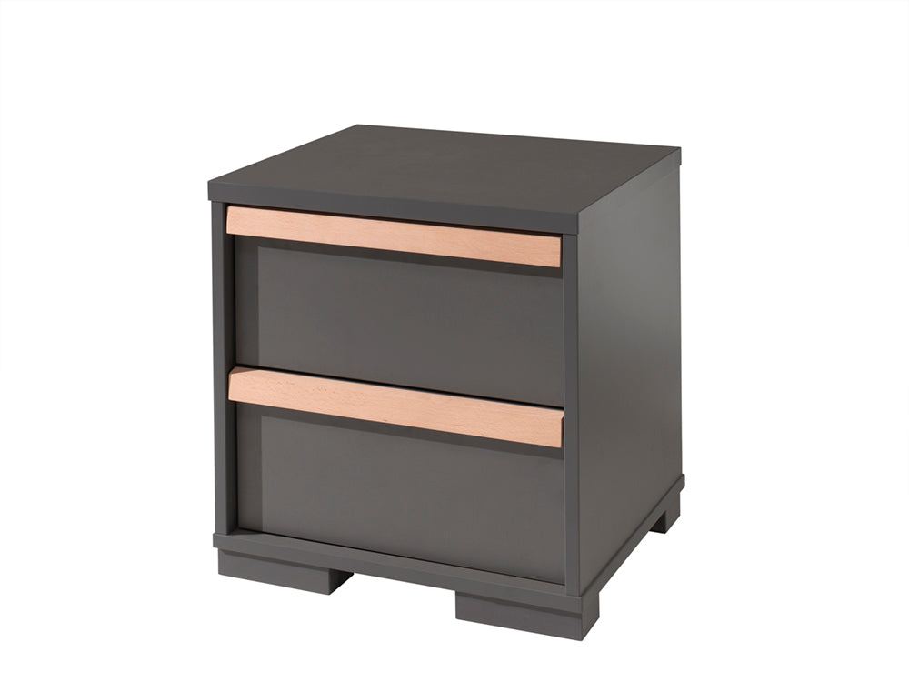 Deze LONDON combinatie in antraciet bestaat uit een bed (90x200) met rolbed, nachtkastje, 2-deurs kleerkast, bureau met bijhorende rolcontainer en boekenkast.