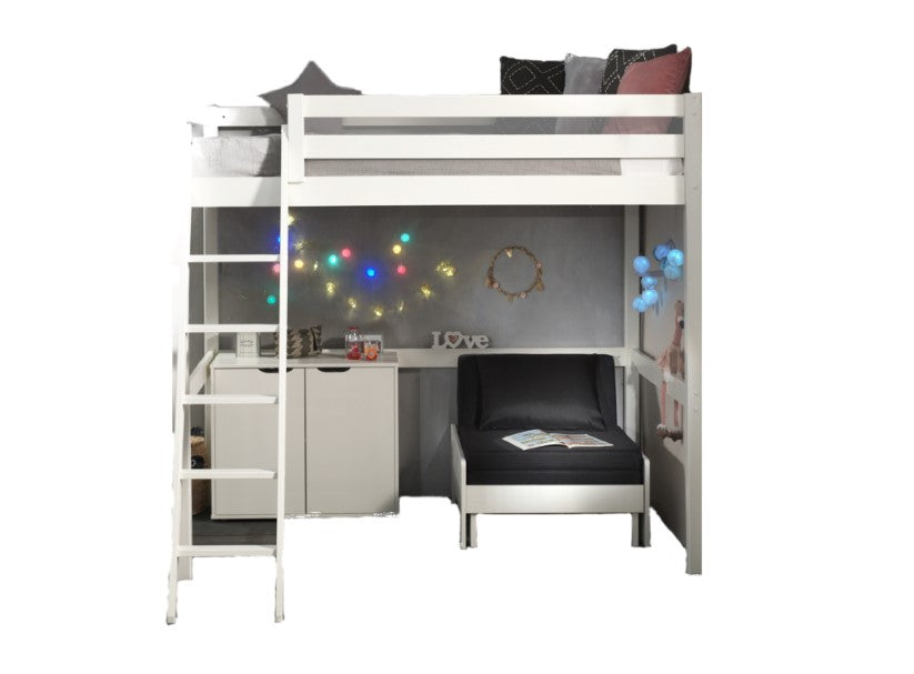 Deze PINO-combinatie bestaat uit een witte PINO-mezzanine, een witte PINO-kommode met 2 deuren en een wit PINO-zetelbed