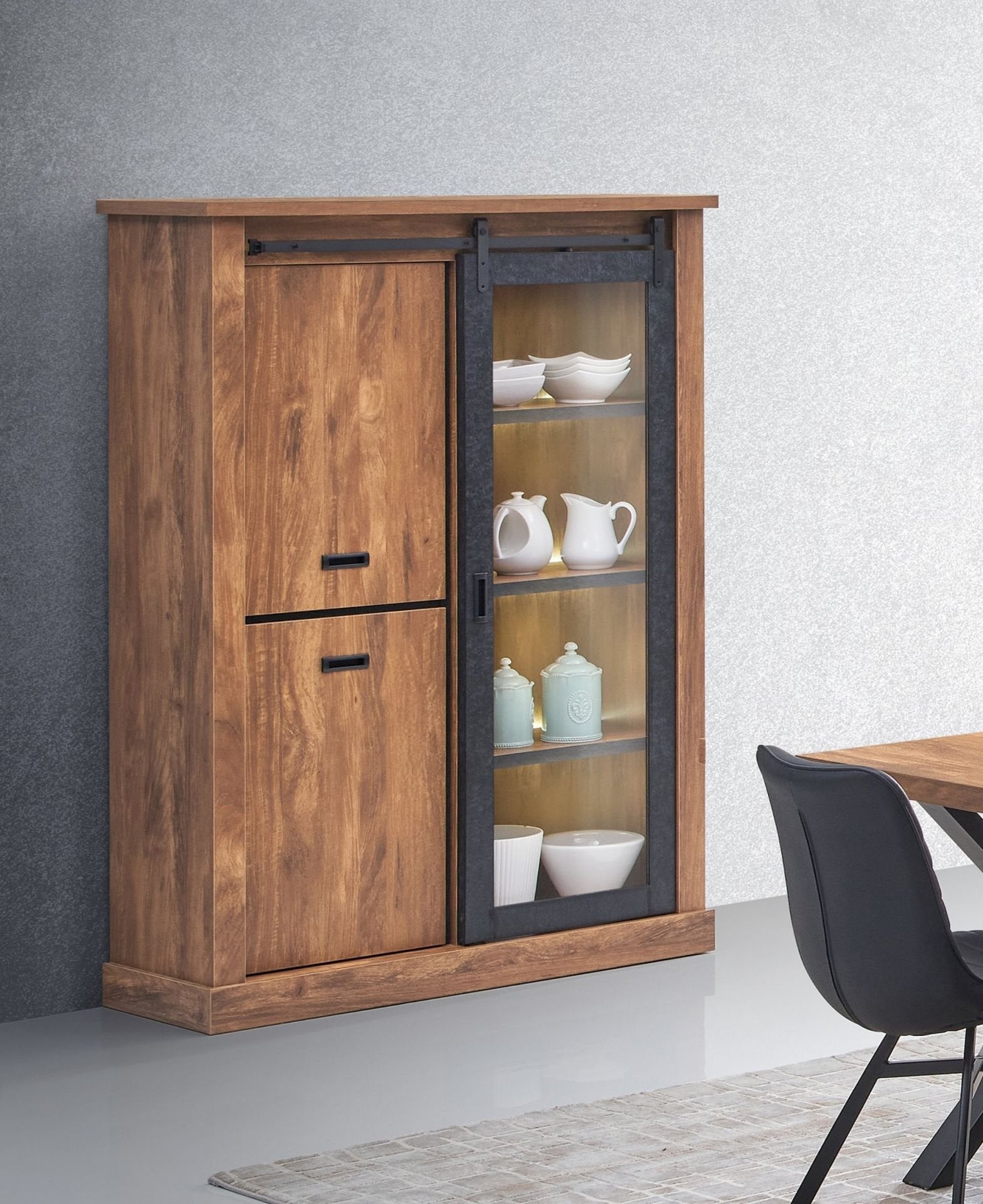 TYC - Vitrine Odin - Décor bois d'Acacia - Éléments en béton noir - 125x46x175cm